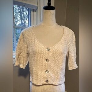 Zara V Neck, button front short sleeve blouse